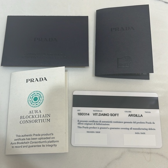 Prada black nylon tote bag - Picture 12 of 15